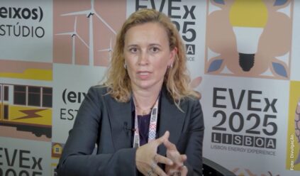 Apagão na Europa evidenciou urgência de investimentos em redes e baterias, diz diretora da Elecpor