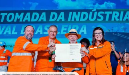 Quais foram os estaleiros contratados na retomada das encomendas da Petrobras à indústria naval?