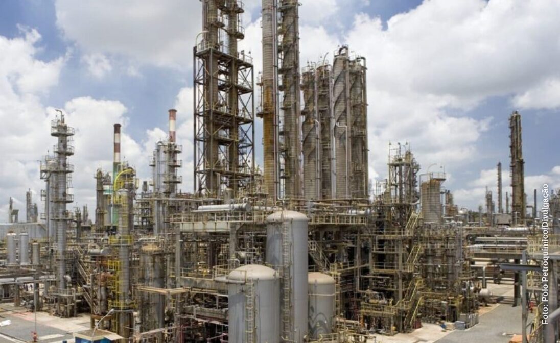 Produção industrial baiana tem segunda maior queda do país em setembro de 2025