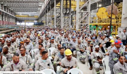 Estaleiro Enseada retoma operações com primeiro carregamento em Maragogipe