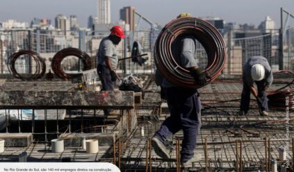 Oito em cada 10 construtoras relatam falta de mão de obra; escassez motiva maiores salários e ofertas de qualificação