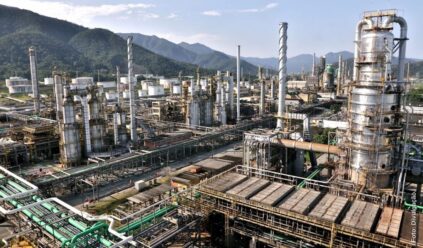 Conselho da Petrobras aprova investimento em planta de bioquerosene com aporte de US$ 1,2 bi